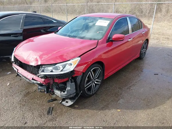 1HGCR2F56HA163132 2017 HONDA ACCORD - Image 2
