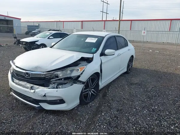 1HGCR2F56HA165480 2017 HONDA ACCORD - Image 2