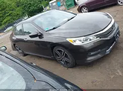 1HGCR2F56HA168184 2017 HONDA ACCORD