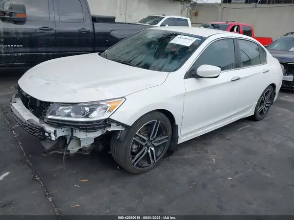 1HGCR2F56HA169948 2017 HONDA ACCORD - Image 2