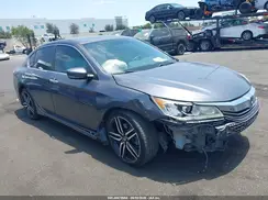 1HGCR2F56HA176950 2017 HONDA ACCORD