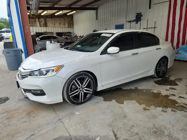 1HGCR2F56HA181825 2017 HONDA ACCORD - Image 1