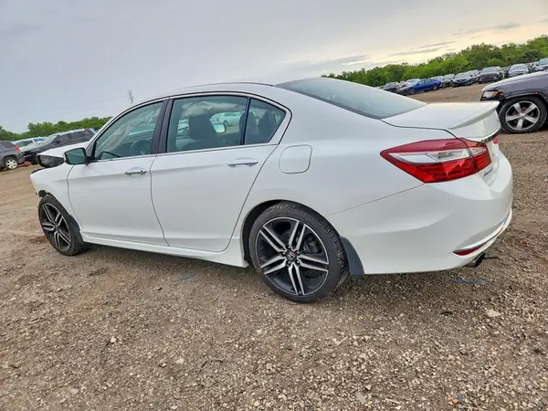 1HGCR2F56HA187284 2017 HONDA ACCORD - Image 2