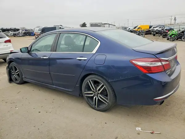 1HGCR2F56HA190184 2017 HONDA ACCORD - Image 2