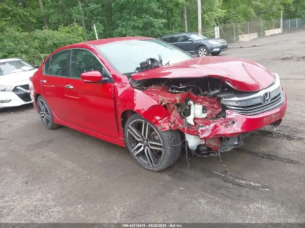 1HGCR2F56HA196826 2017 HONDA ACCORD - Image 1