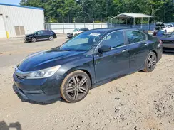 1HGCR2F56HA202043 2017 HONDA ACCORD
