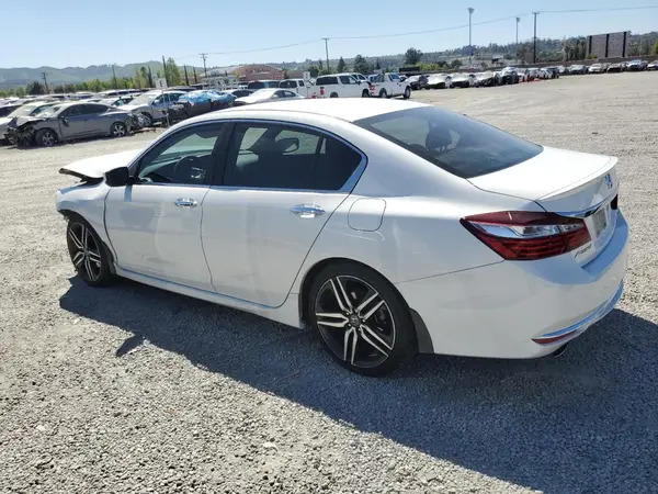 1HGCR2F56HA206559 2017 HONDA ACCORD - Image 2
