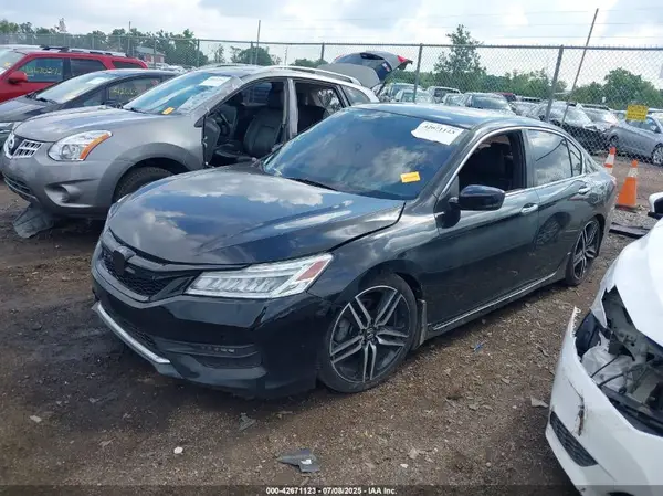 1HGCR2F56HA242221 2017 HONDA ACCORD - Image 2