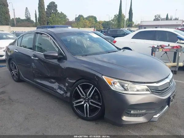 1HGCR2F56HA248438 2017 HONDA ACCORD - Image 1