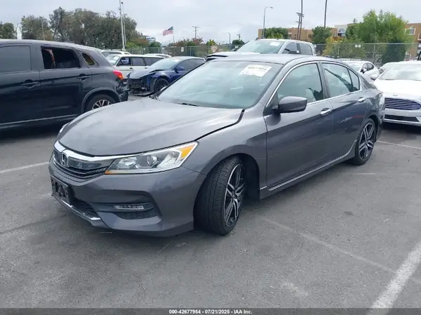 1HGCR2F56HA248438 2017 HONDA ACCORD - Image 2