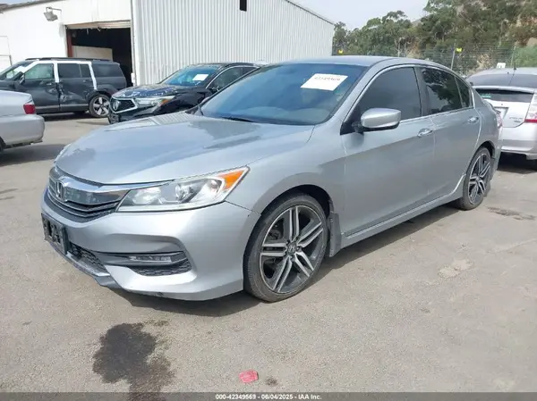 1HGCR2F56HA252053 2017 HONDA ACCORD - Image 2