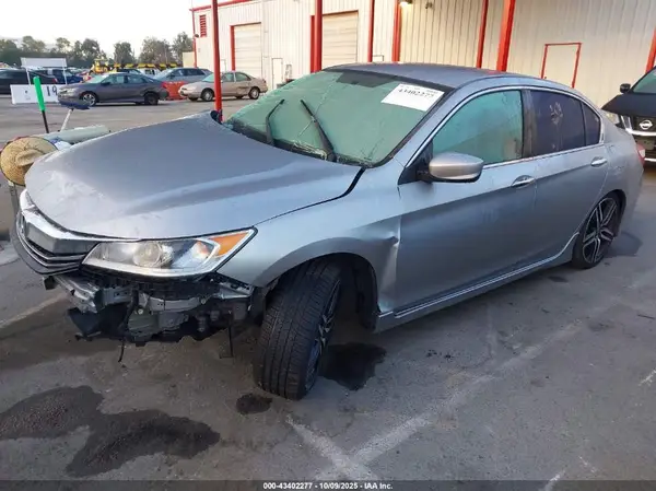 1HGCR2F56HA254434 2017 HONDA ACCORD - Image 2