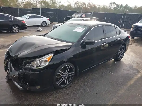1HGCR2F56HA264865 2017 HONDA ACCORD - Image 2