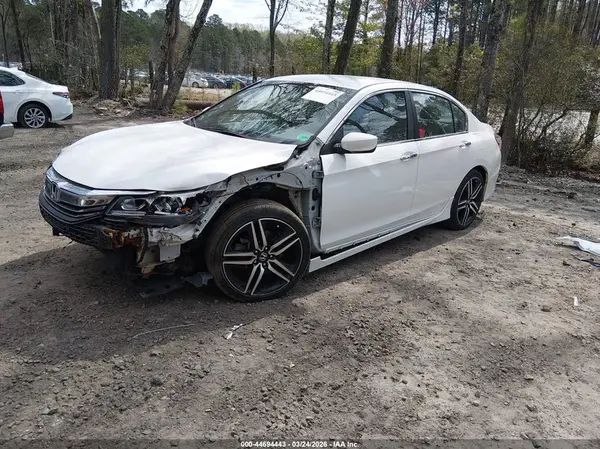 1HGCR2F56HA265207 2017 HONDA ACCORD - Image 2