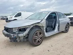 1HGCR2F56HA265868 2017 HONDA ACCORD