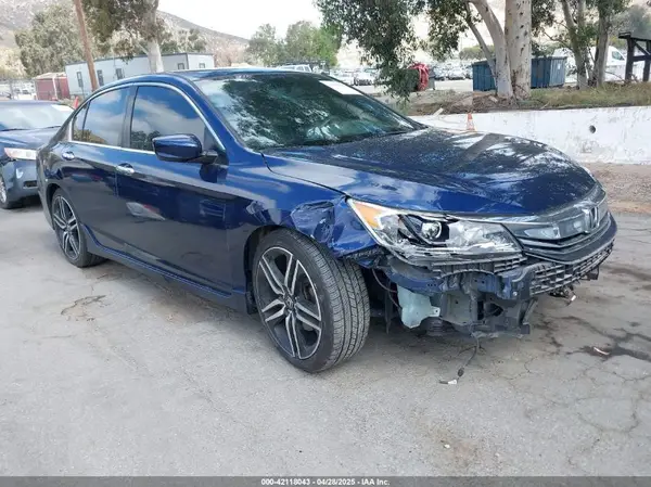 1HGCR2F56HA268222 2017 HONDA ACCORD - Image 1