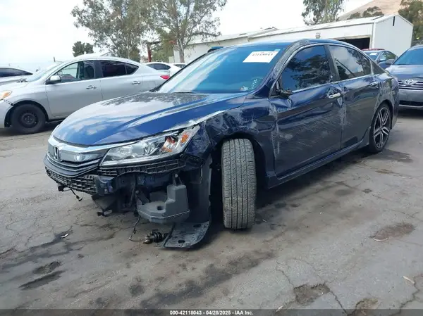 1HGCR2F56HA268222 2017 HONDA ACCORD - Image 2