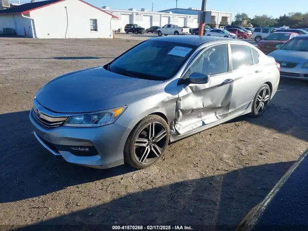 1HGCR2F56HA282475 2017 HONDA ACCORD - Image 2