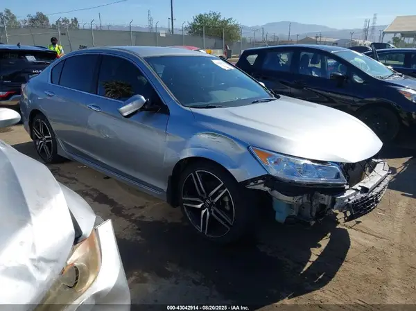 1HGCR2F56HA289250 2017 HONDA ACCORD - Image 1