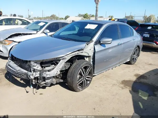 1HGCR2F56HA289250 2017 HONDA ACCORD - Image 2