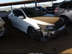 1HGCR2F56HA300120 2017 HONDA ACCORD