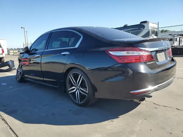 1HGCR2F56HA303602 2017 HONDA ACCORD - Image 2