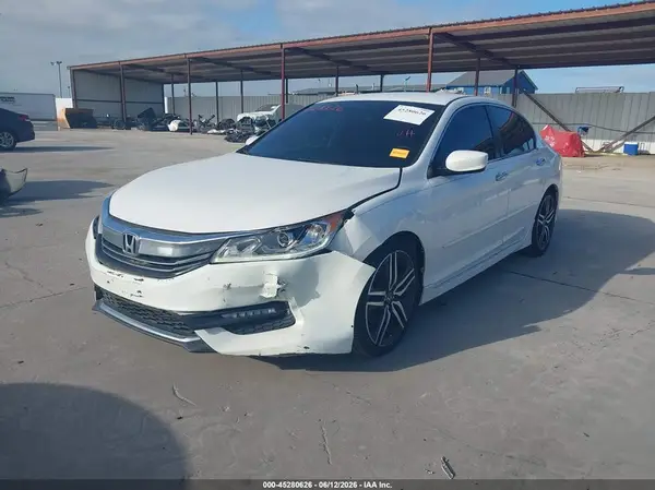 1HGCR2F57GA015649 2016 HONDA ACCORD - Image 2