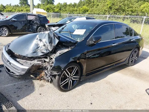 1HGCR2F57GA025548 2016 HONDA ACCORD - Image 2