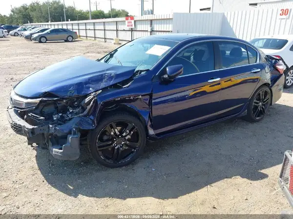 1HGCR2F57GA029583 2016 HONDA ACCORD - Image 2