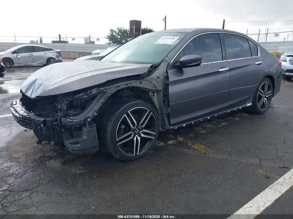 1HGCR2F57GA045203 2016 HONDA ACCORD - Image 2