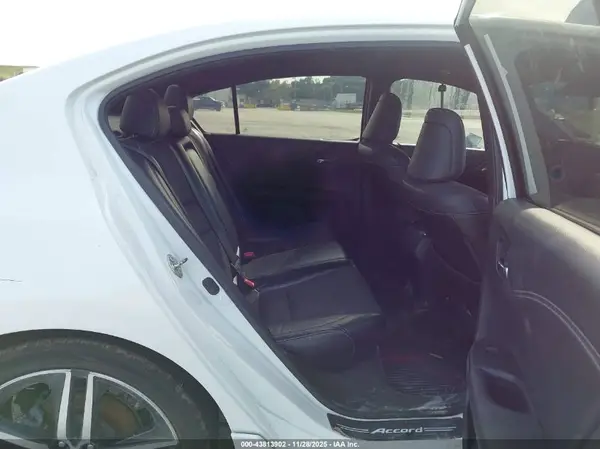 1HGCR2F57GA052037 2016 HONDA ACCORD - Image 8