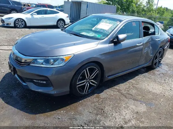 1HGCR2F57GA070330 2016 HONDA ACCORD - Image 2