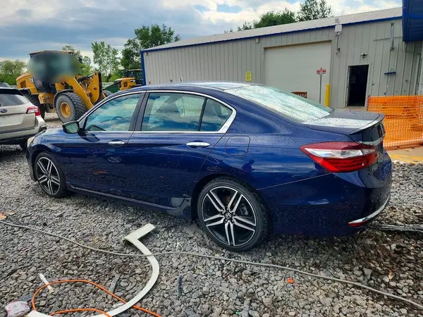 1HGCR2F57GA082171 2016 HONDA ACCORD - Image 2