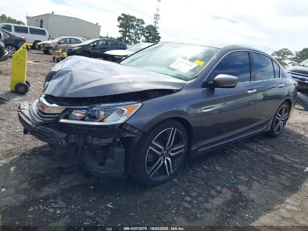1HGCR2F57GA106629 2016 HONDA ACCORD - Image 2