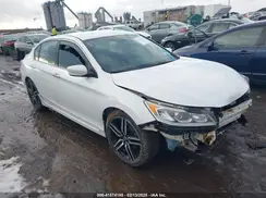 1HGCR2F57GA117632 2016 HONDA ACCORD