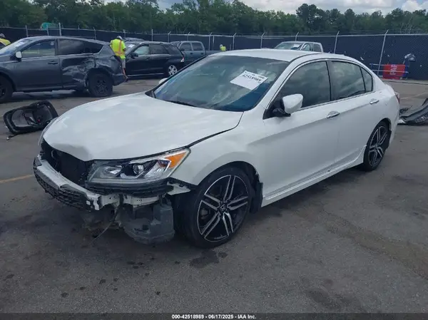 1HGCR2F57GA125164 2016 HONDA ACCORD - Image 2