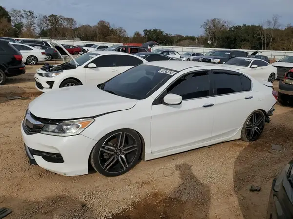 1HGCR2F57GA133555 2016 HONDA ACCORD - Image 1