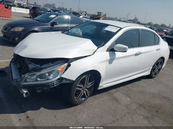 1HGCR2F57GA141154 2016 HONDA ACCORD - Image 2