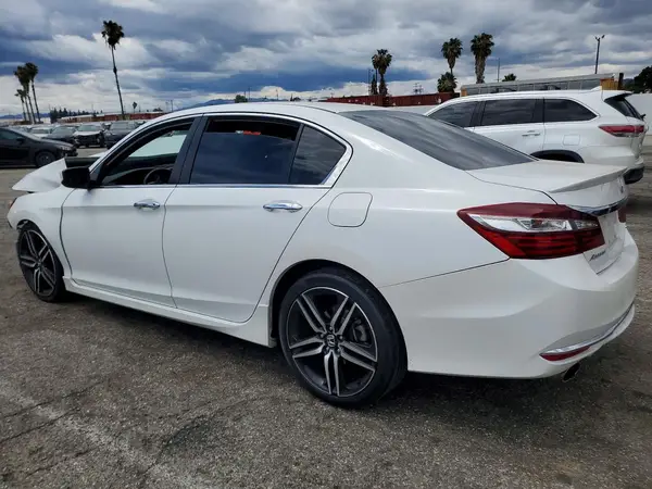 1HGCR2F57GA151683 2016 HONDA ACCORD - Image 2