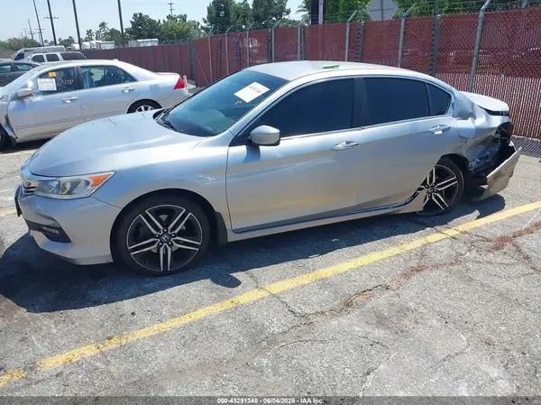 1HGCR2F57GA167804 2016 HONDA ACCORD - Image 2