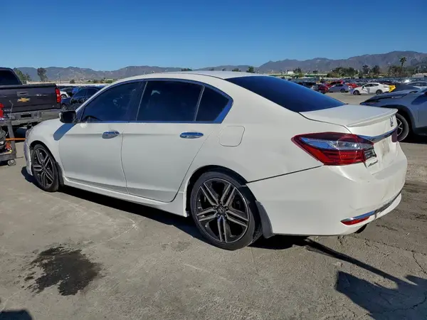 1HGCR2F57GA171125 2016 HONDA ACCORD - Image 2