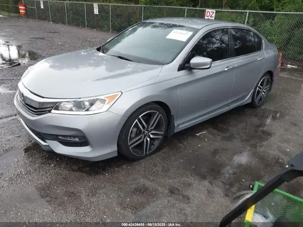 1HGCR2F57GA217522 2016 HONDA ACCORD - Image 2
