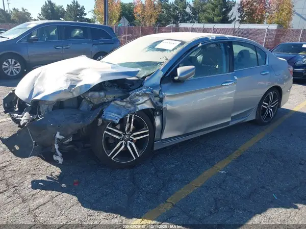 1HGCR2F57GA221599 2016 HONDA ACCORD - Image 2