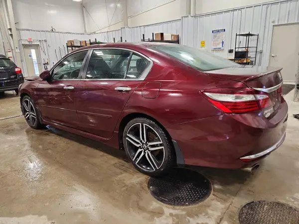 1HGCR2F57GA223885 2016 HONDA ACCORD - Image 2