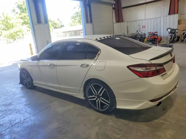 1HGCR2F57GA244123 2016 HONDA ACCORD - Image 2