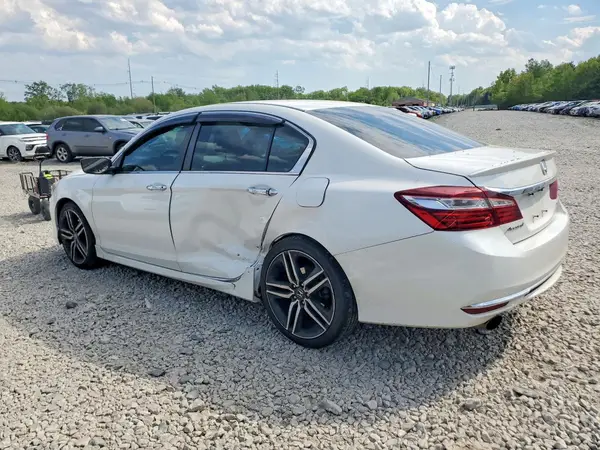1HGCR2F57HA008671 2017 HONDA ACCORD - Image 2