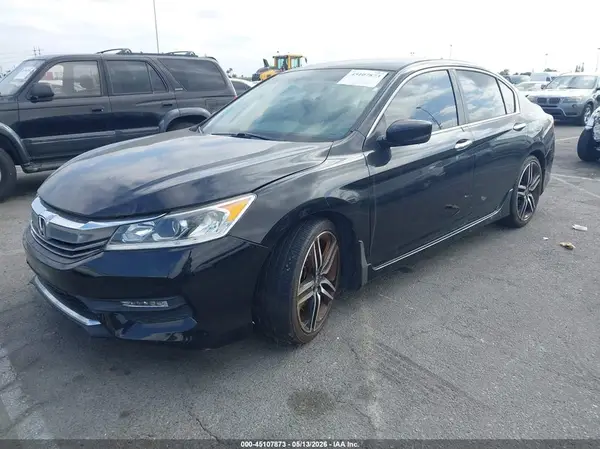 1HGCR2F57HA030430 2017 HONDA ACCORD - Image 2