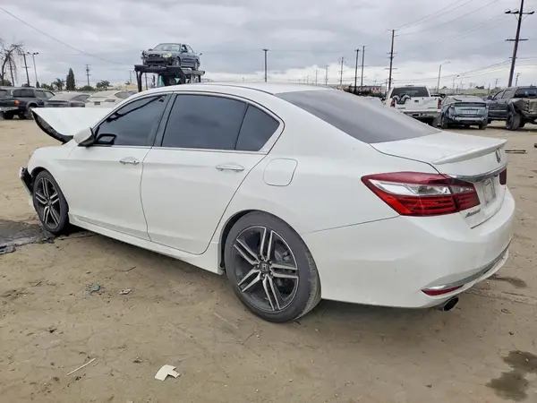 1HGCR2F57HA031531 2017 HONDA ACCORD - Image 2
