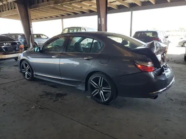 1HGCR2F57HA032789 2017 HONDA ACCORD - Image 2