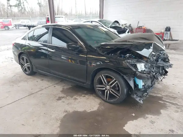 1HGCR2F57HA039239 2017 HONDA ACCORD - Image 1